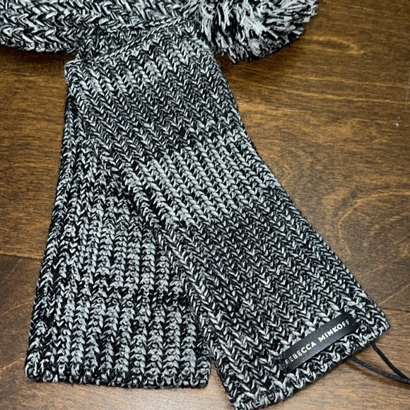 Rebecca Minkoff marbled beanie set - Picture 3 of 5